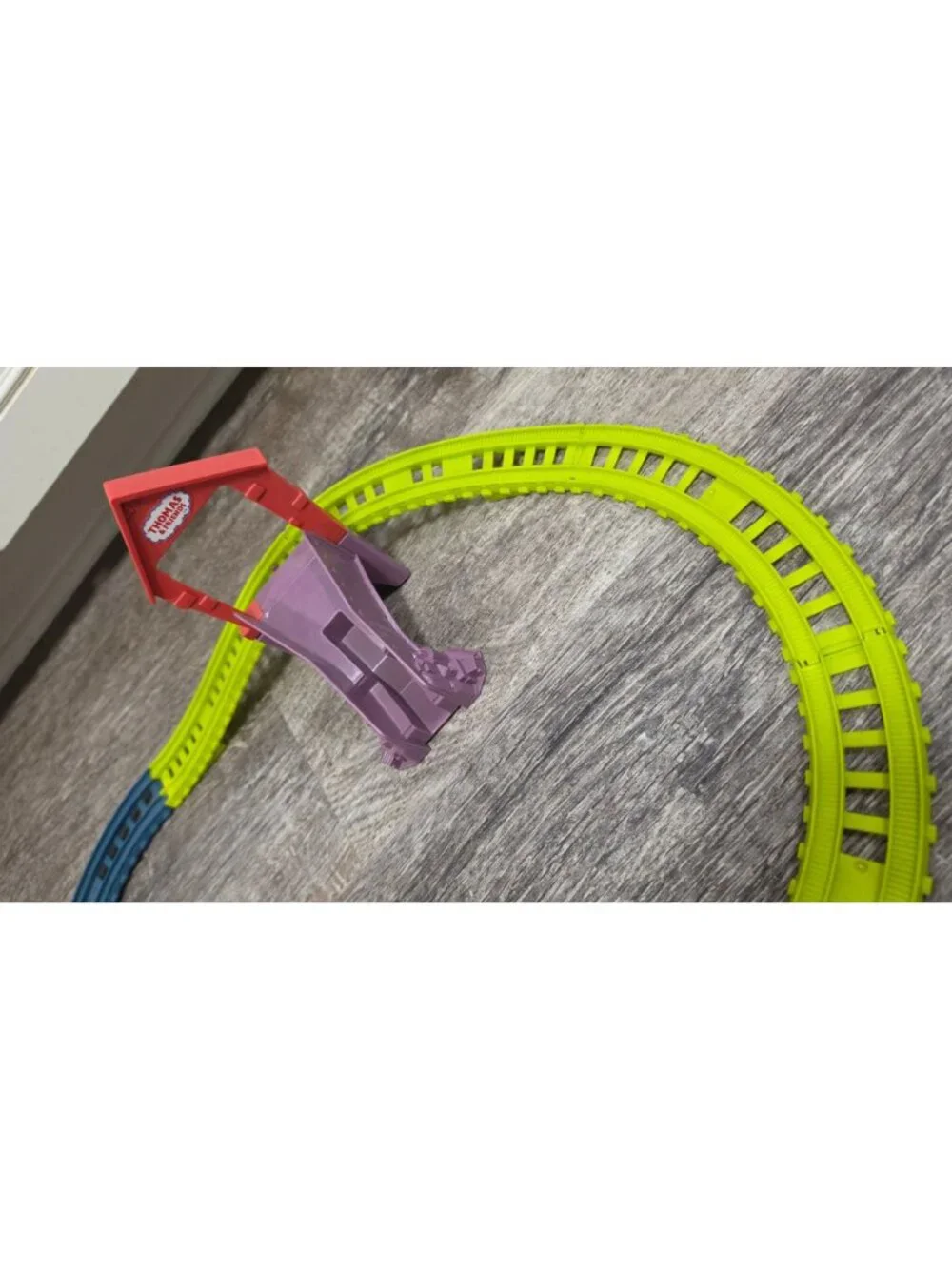 THOMAS FRIENDS FIX EM UP FRIENDS MOTORIZED TRAIN TRACK SET CARLY CRANE HDY58 LOT